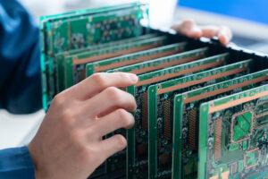 Circuitek offers advice on When Not to Use Heavy Copper PCBs